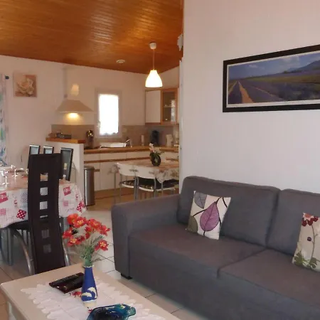 Maison Plain-pied Avec Jardin Clos, 6 Personnes, Proche Et Centre, Parking, 3 - Fr-1-224-787 Holiday home