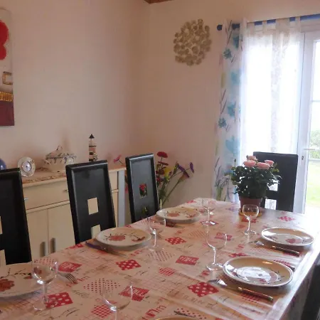 Maison Plain-pied Avec Jardin Clos, 6 Personnes, Proche Et Centre, Parking, 3 - Fr-1-224-787 * Givrand